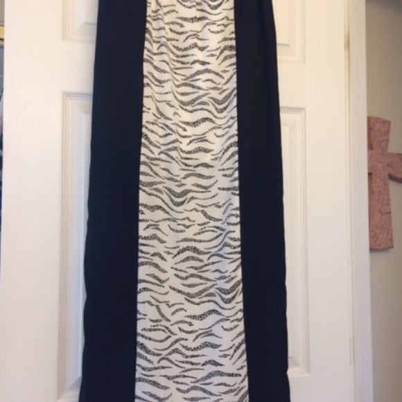 KENSIE EGGSHELL COMBO MAXI SKIRT - Picture 4 of 4